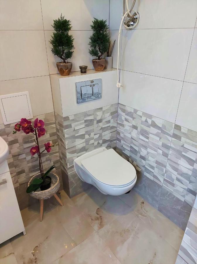 Miracool Apartament Apartment คราคูฟ ภายนอก รูปภาพ