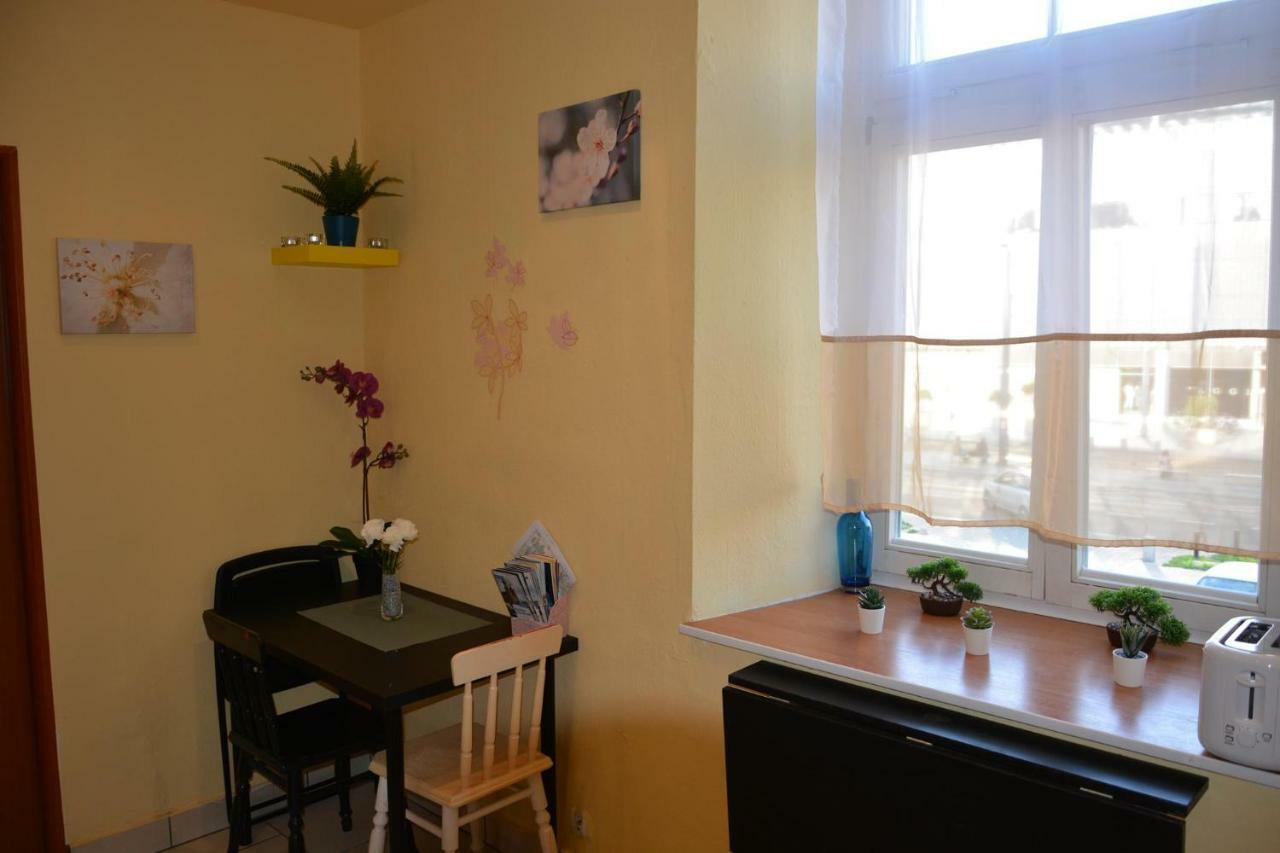 Miracool Apartament Apartment คราคูฟ ภายนอก รูปภาพ