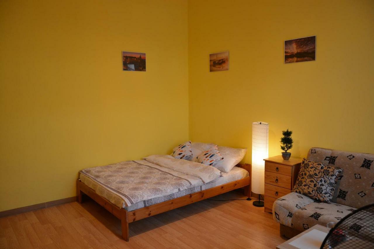 Miracool Apartament Apartment คราคูฟ ภายนอก รูปภาพ